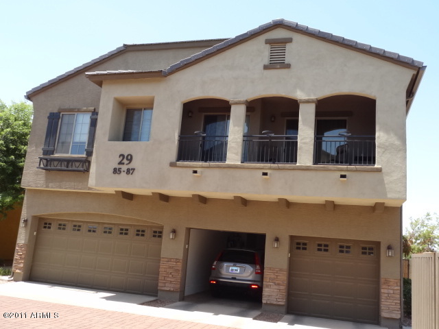 2727 North Price Road, Unit 86 Chandler, AZ 85224 - Photo 5 of 27 2727_N_PRICE_RD_UNIT_86__(2)