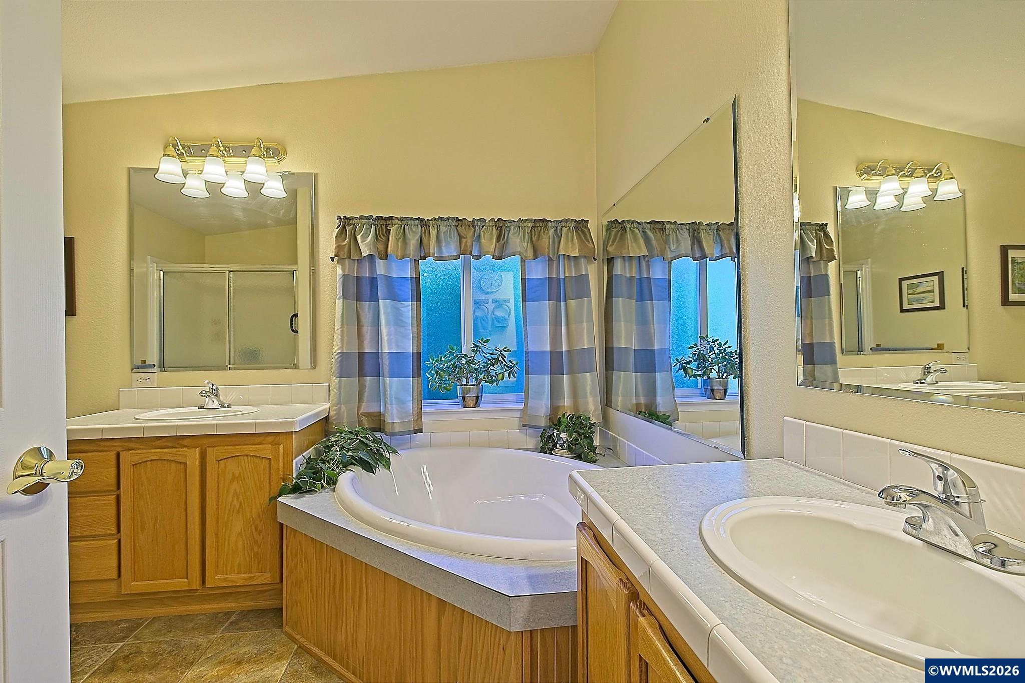 1630 Wallace Road Northwest, Unit 60 Salem, OR 97304 - Photo 16 of 27 Gallery Image 16