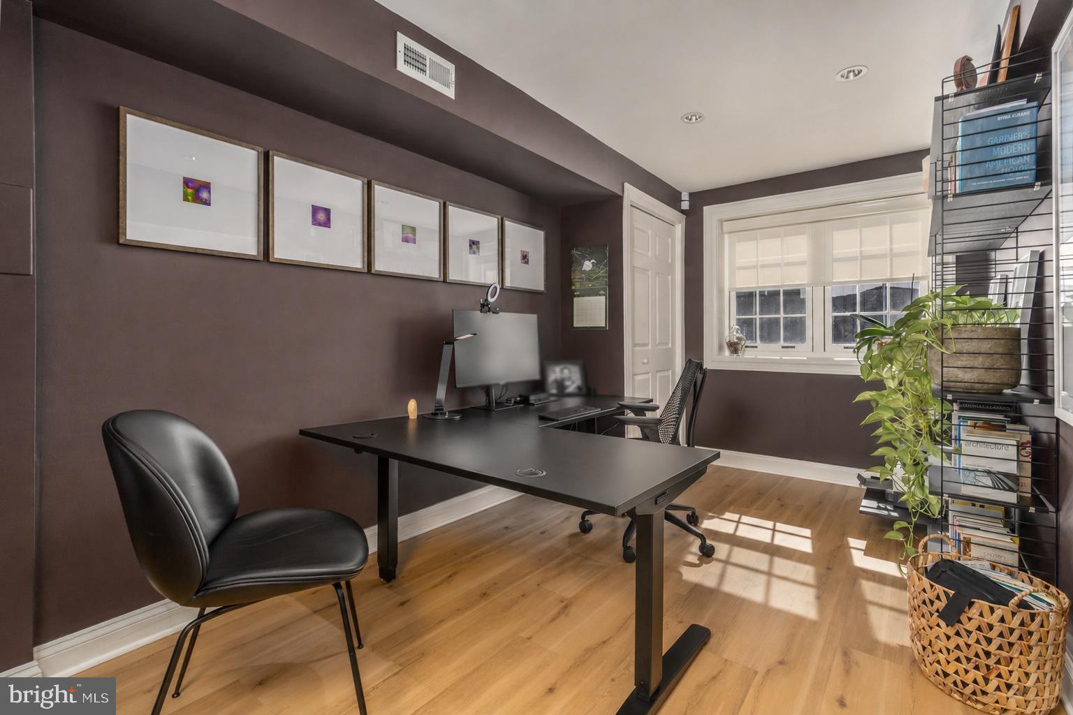 4845 Linnean Avenue Northwest Washington, DC 20008 - Photo 21 of 33