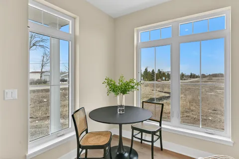 $865,000 | 498 Bastle Wynd Port, Unit 10, Port Washington, WI 53074
