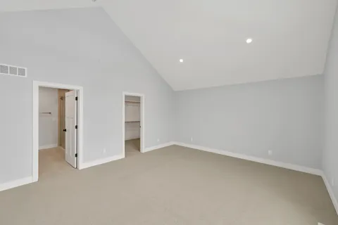 $865,000 | 498 Bastle Wynd Port, Unit 10, Port Washington, WI 53074