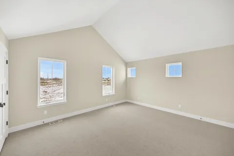 $865,000 | 498 Bastle Wynd Port, Unit 10, Port Washington, WI 53074