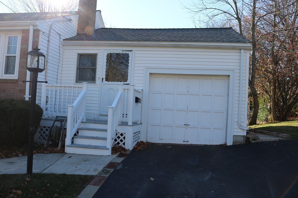 111 Gerald Road Milton, MA 02186 - Photo 8 of 30 Gallery Image 8