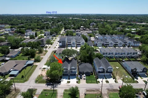 $335,000 | 6807 Paris Street, Houston, TX 77021
