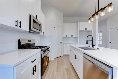 $335,000 | 6807 Paris Street, Houston, TX 77021
