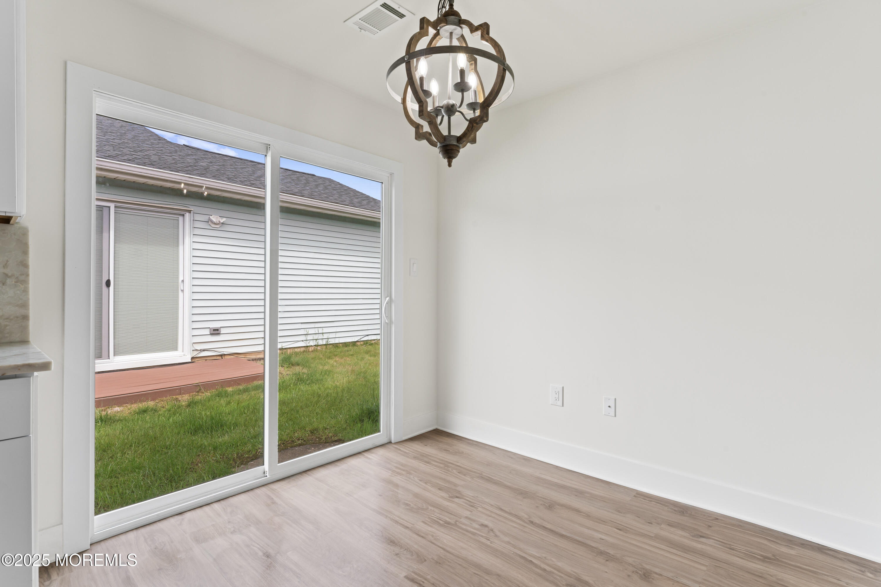 5 Ivy Ridge Close, Unit 1000 Freehold, NJ 07728 - Photo 12 of 23 Breakfast Nook