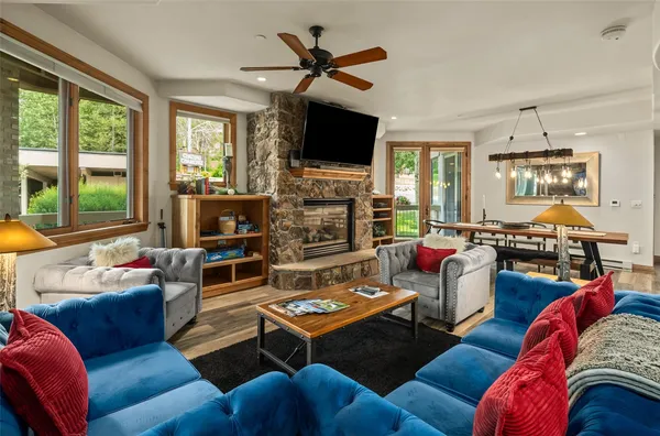 $2,700,000 | 2302 Ski Trail Lane, Unit 326, Steamboat Springs, CO 80487