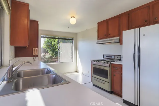 $750,000 | 20119 Galway Avenue, Carson, CA 90746