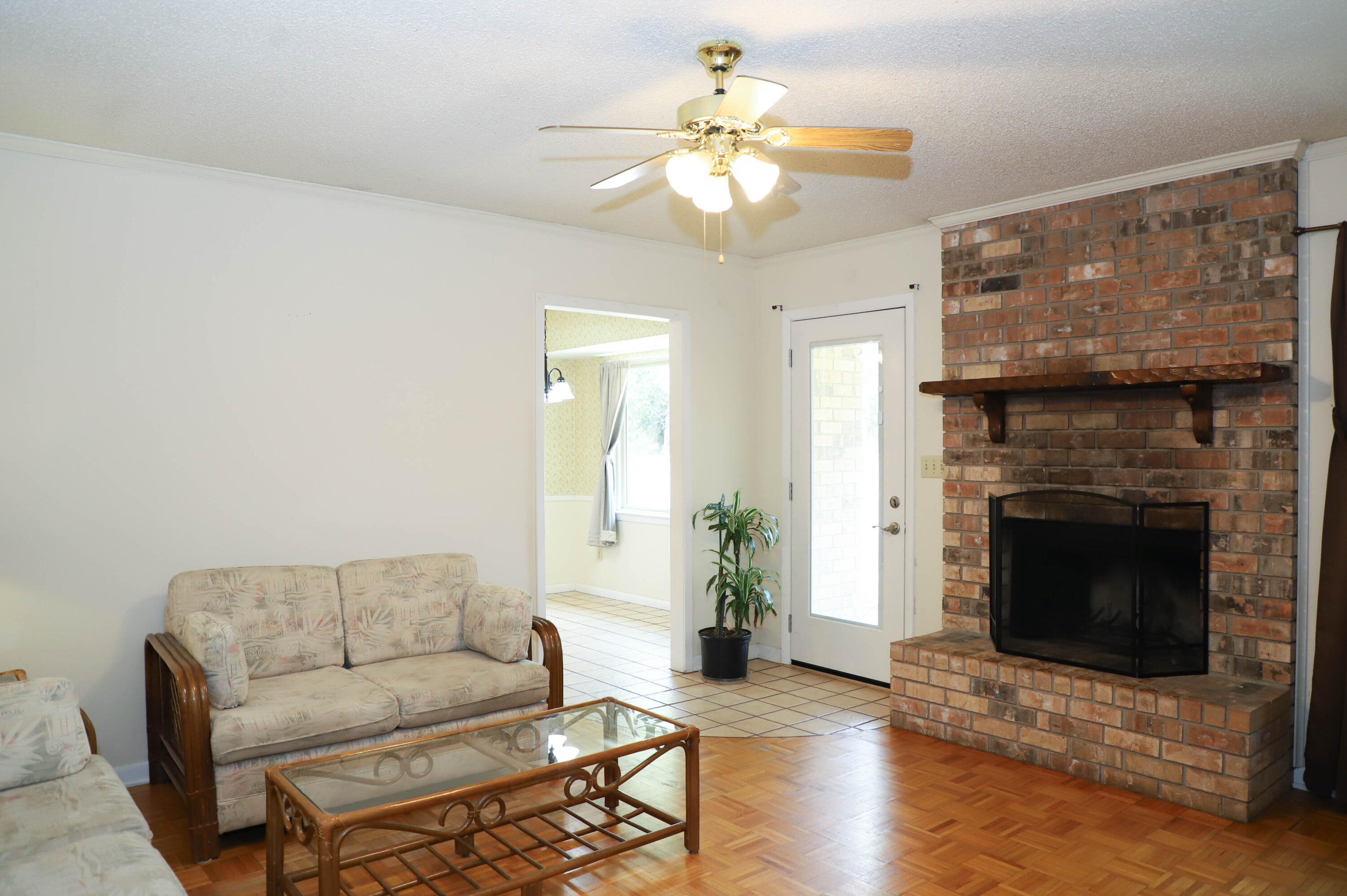 3022 Ranchette Square Gulf Breeze, FL 32563 - Photo 4 of 32 Gallery Image 4