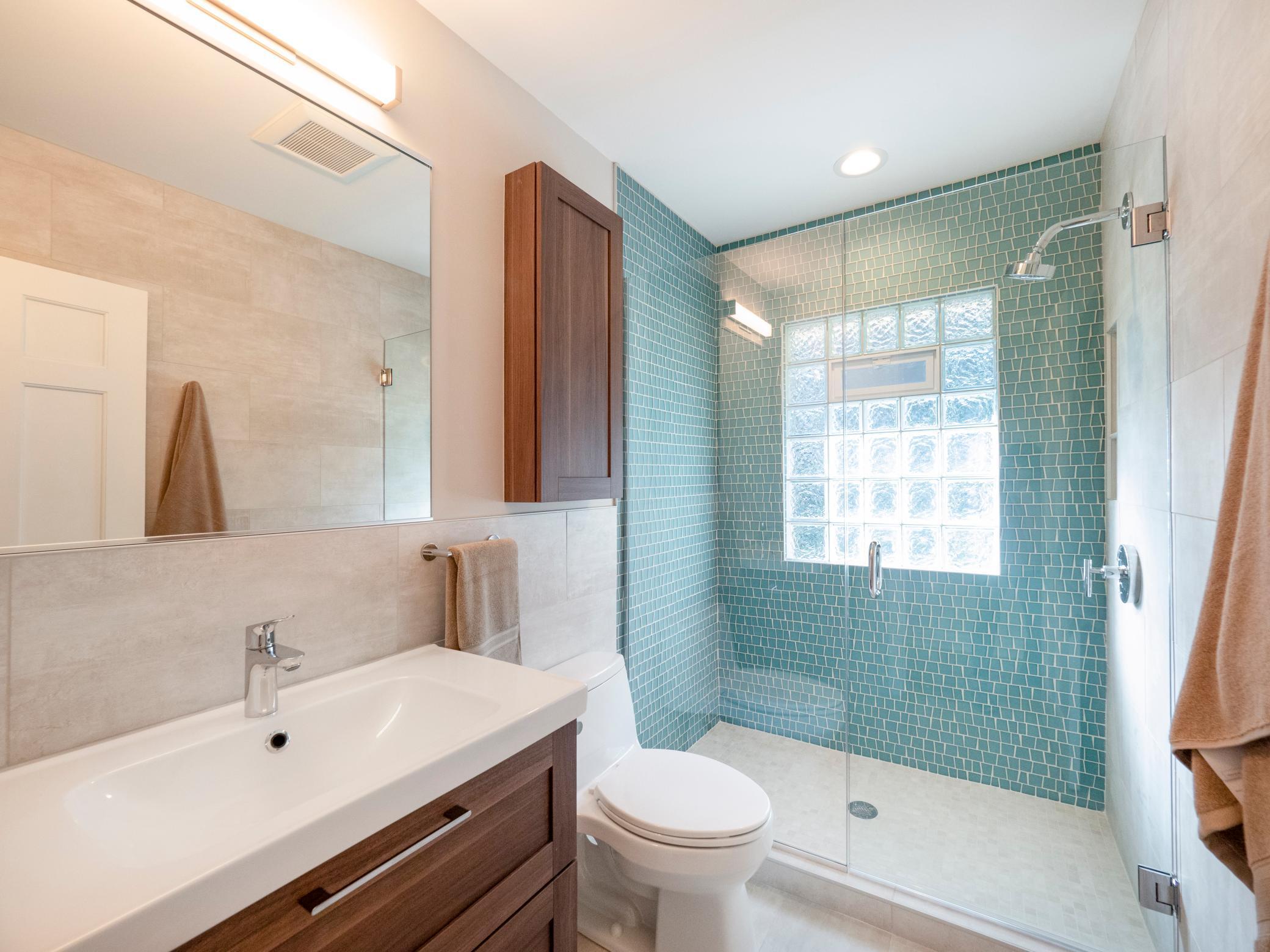 1325 Spring Valley Road Golden Valley, MN 55422 - Photo 23 of 46