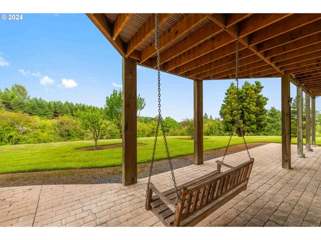 $1,899,900 | 55051 Fullerton Road, Warren, OR 97053