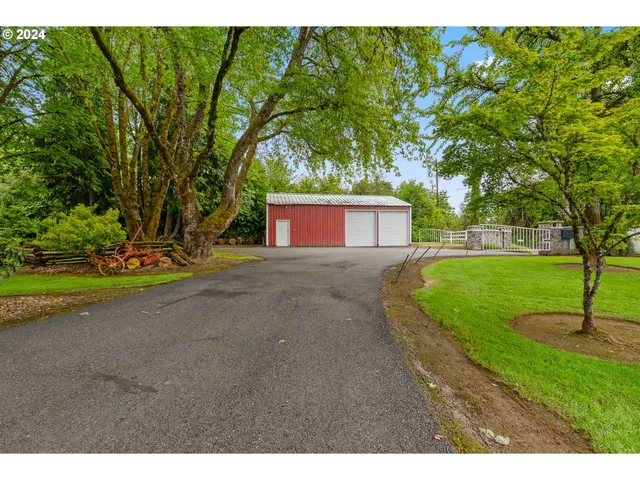 $1,899,900 | 55051 Fullerton Road, Warren, OR 97053
