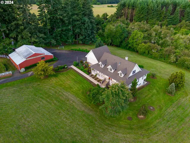 $1,899,900 | 55051 Fullerton Road, Warren, OR 97053