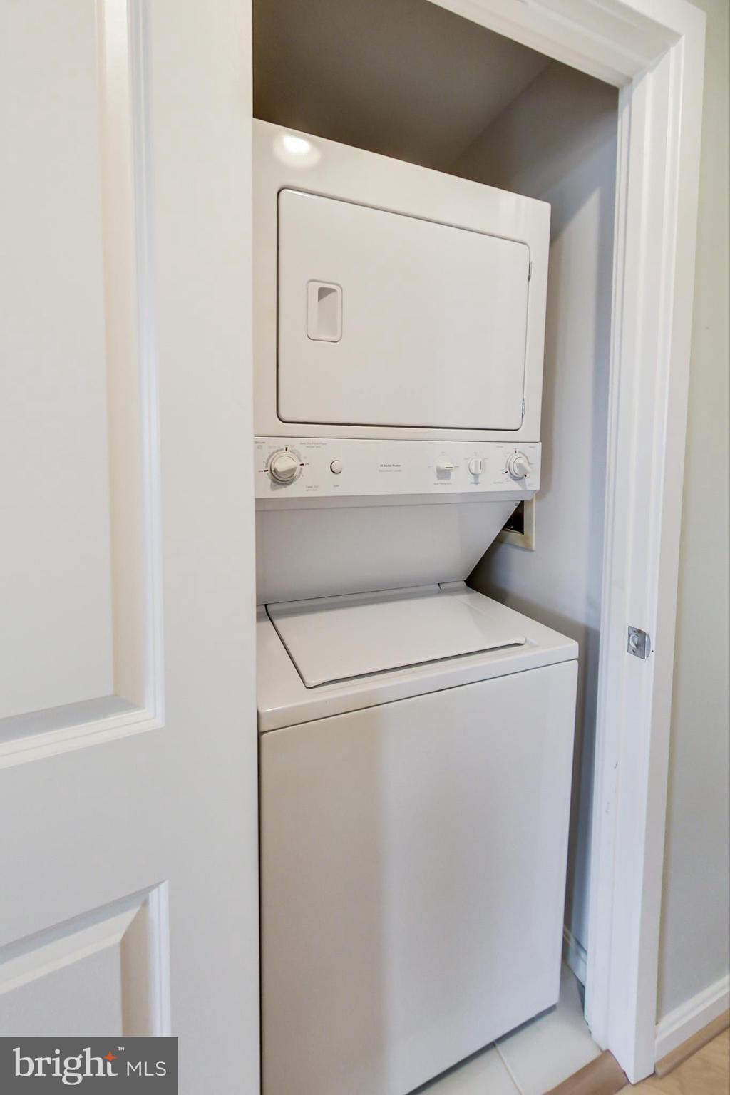 4480 Market Commons Drive, Unit 715 Fairfax, VA 22033 - Photo 23 of 48