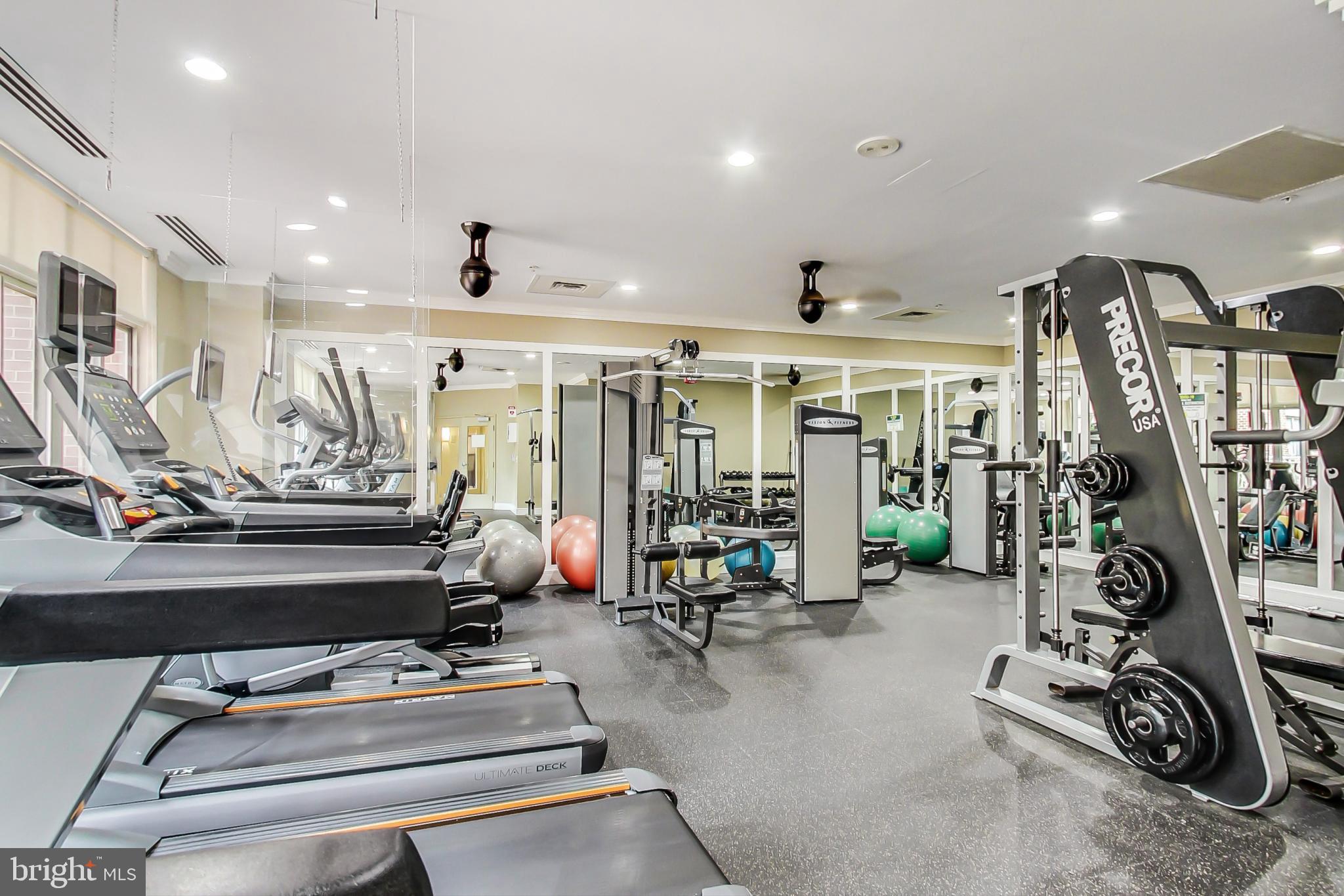 4480 Market Commons Drive, Unit 715 Fairfax, VA 22033 - Photo 28 of 48