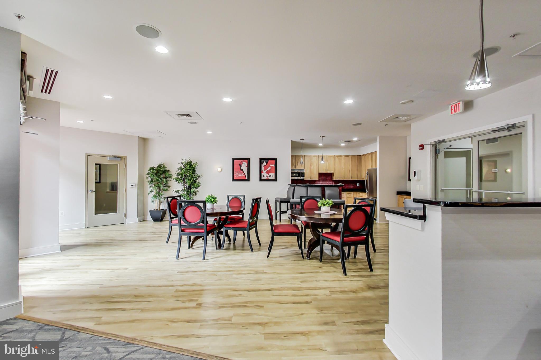 4480 Market Commons Drive, Unit 715 Fairfax, VA 22033 - Photo 34 of 48