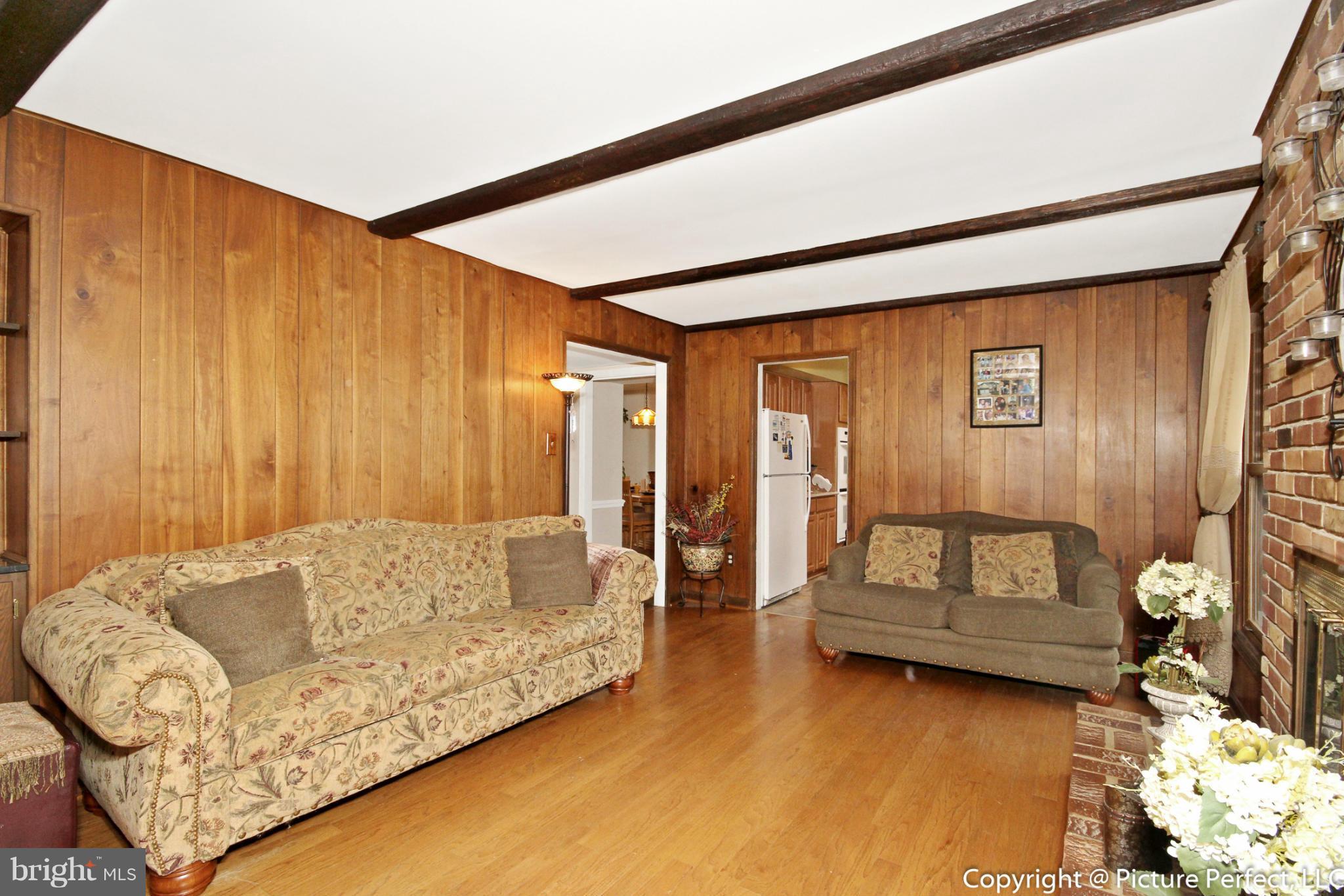 14113 Blazer Lane Silver Spring, MD 20906 - Photo 11 of 30 Family Room