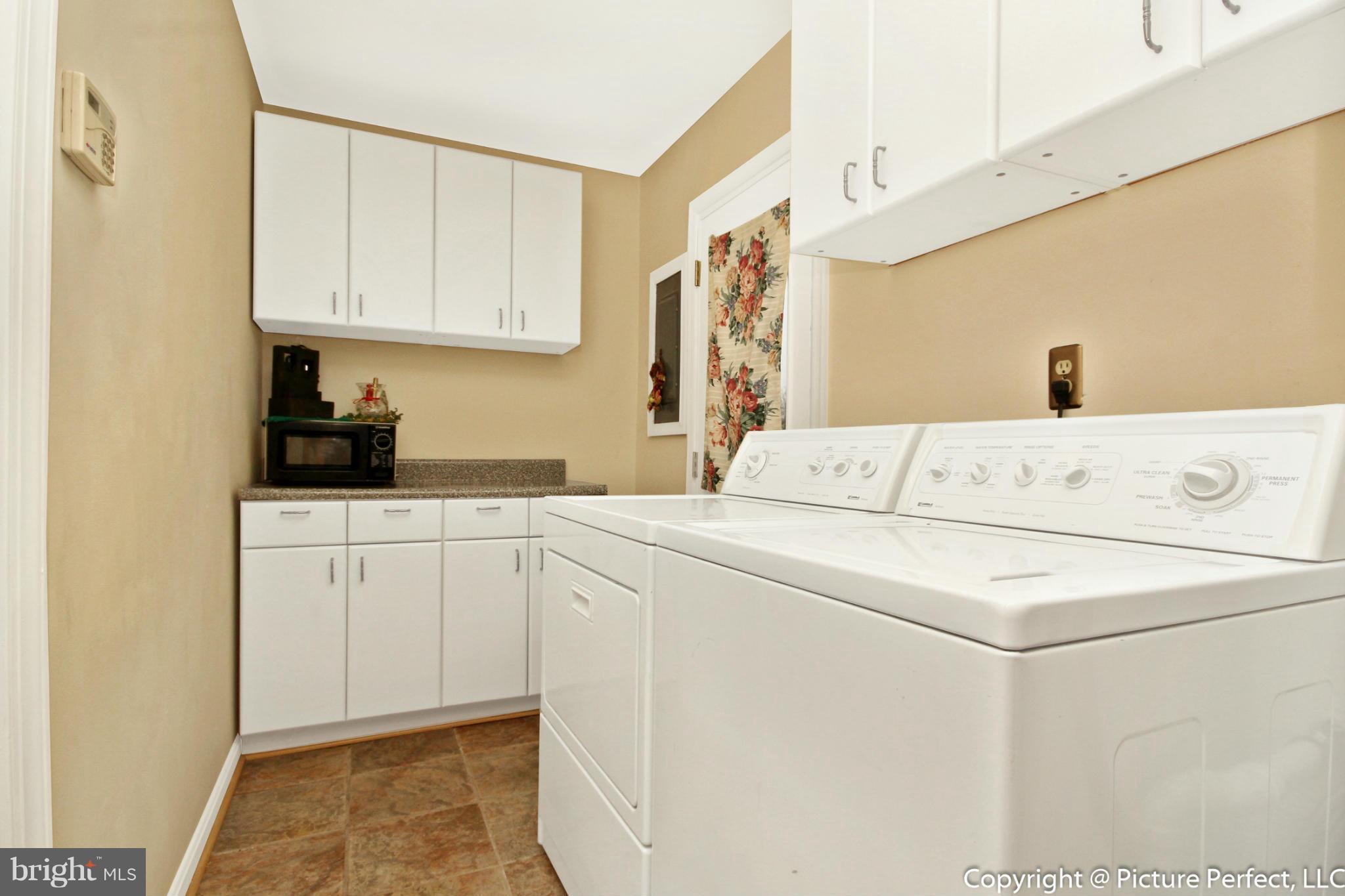 14113 Blazer Lane Silver Spring, MD 20906 - Photo 8 of 30 Interior (General)