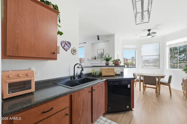 $320,000 | 1941 South Pierpont Drive, Unit 2037, Mesa, AZ 85206