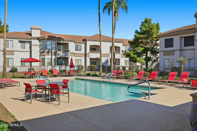 $320,000 | 1941 South Pierpont Drive, Unit 2037, Mesa, AZ 85206