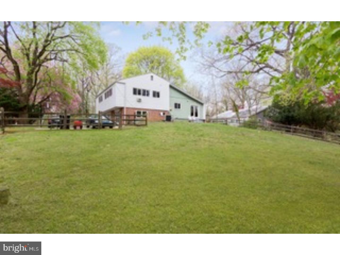 655 Trephanny Lane Wayne, PA 19087 - Photo 18 of 18 Back Yard