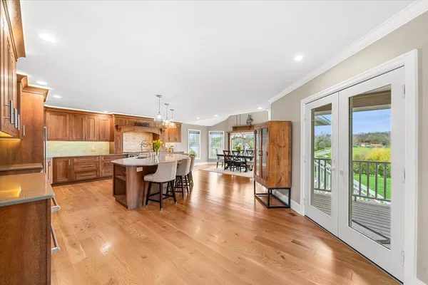 $700,000 | 10016 East Hickory Ridge Drive, Rochelle, IL 61068