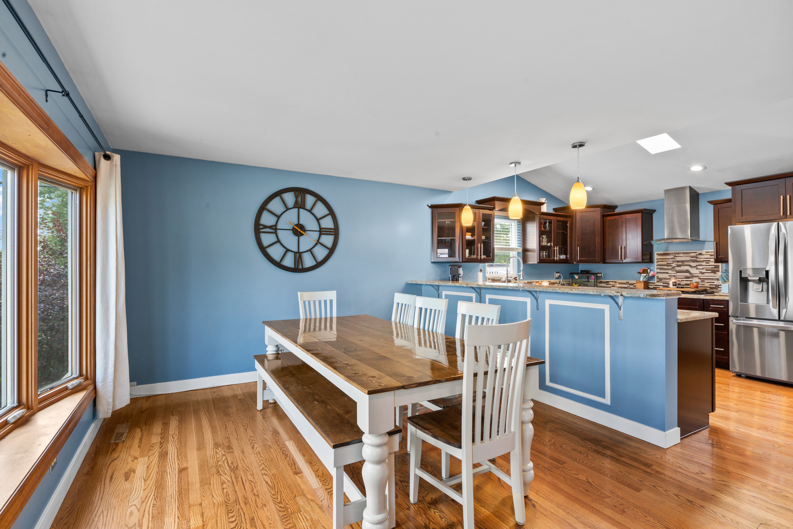 5823 Stuart Lane Oak Forest, IL 60452 - Photo 4 of 25