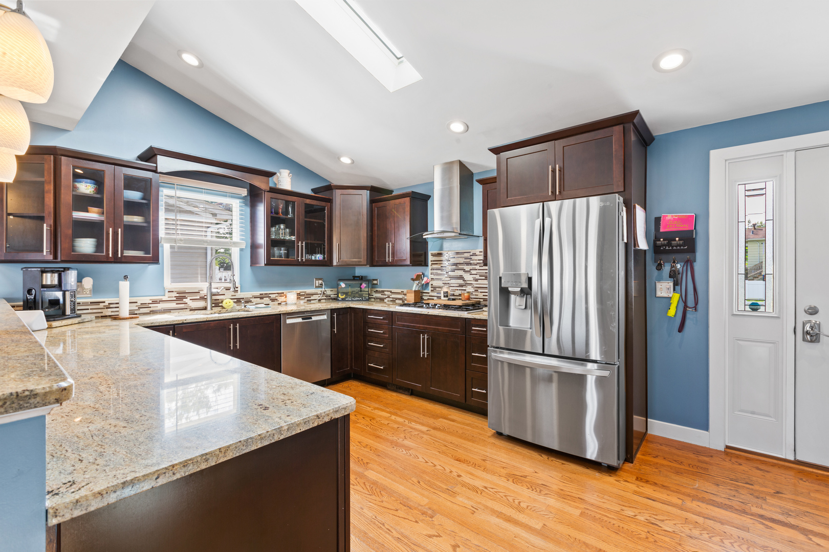 5823 Stuart Lane Oak Forest, IL 60452 - Photo 8 of 25