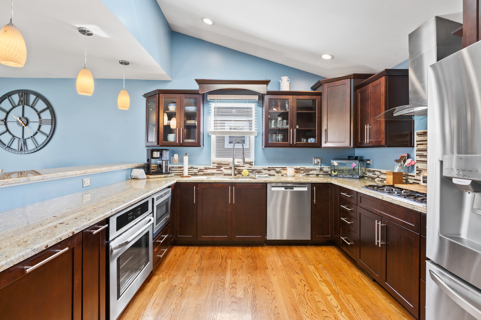 5823 Stuart Lane Oak Forest, IL 60452 - Photo 9 of 25