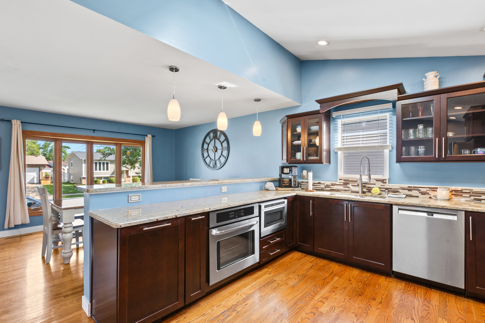 5823 Stuart Lane Oak Forest, IL 60452 - Photo 10 of 25