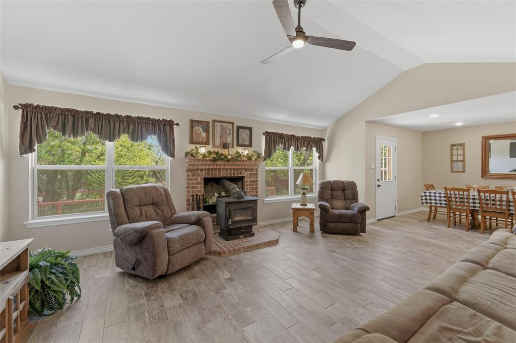 10537 East Lone Star Road, Unit 7 AC Weatherford, TX 76088 - Photo 3 of 36