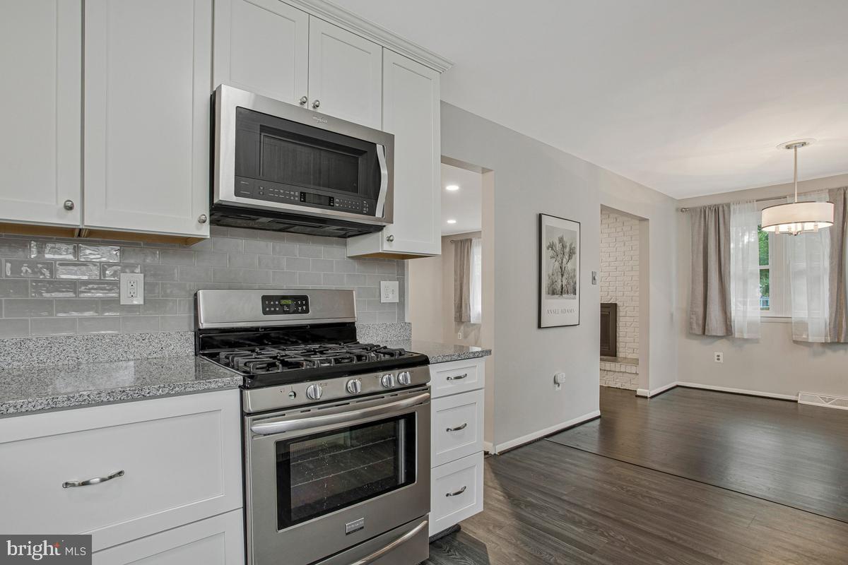 454 Manor Road Arnold, MD 21012 - Photo 8 of 36 Kitchen