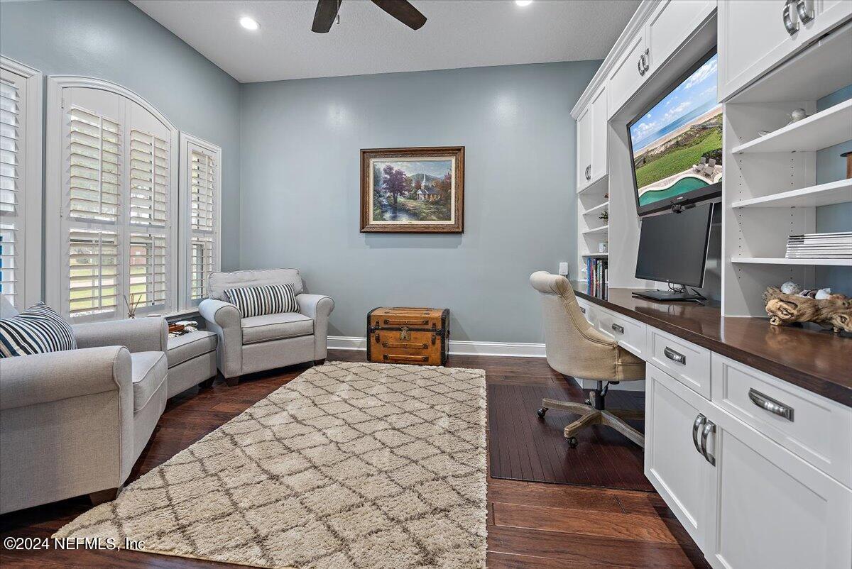 11322 Mandarin Ridge Lane Jacksonville, FL 32258 - Photo 4 of 37 a workspace with furniture and window