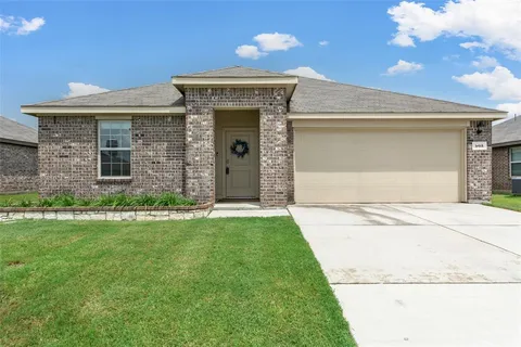 $285,000 | 903 Farmstead Way, Royse City, TX 75189