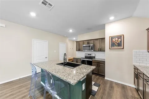 $285,000 | 903 Farmstead Way, Royse City, TX 75189