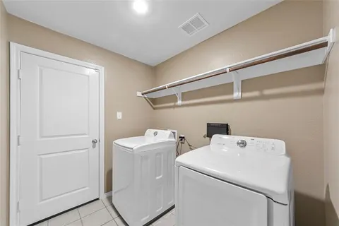 $285,000 | 903 Farmstead Way, Royse City, TX 75189