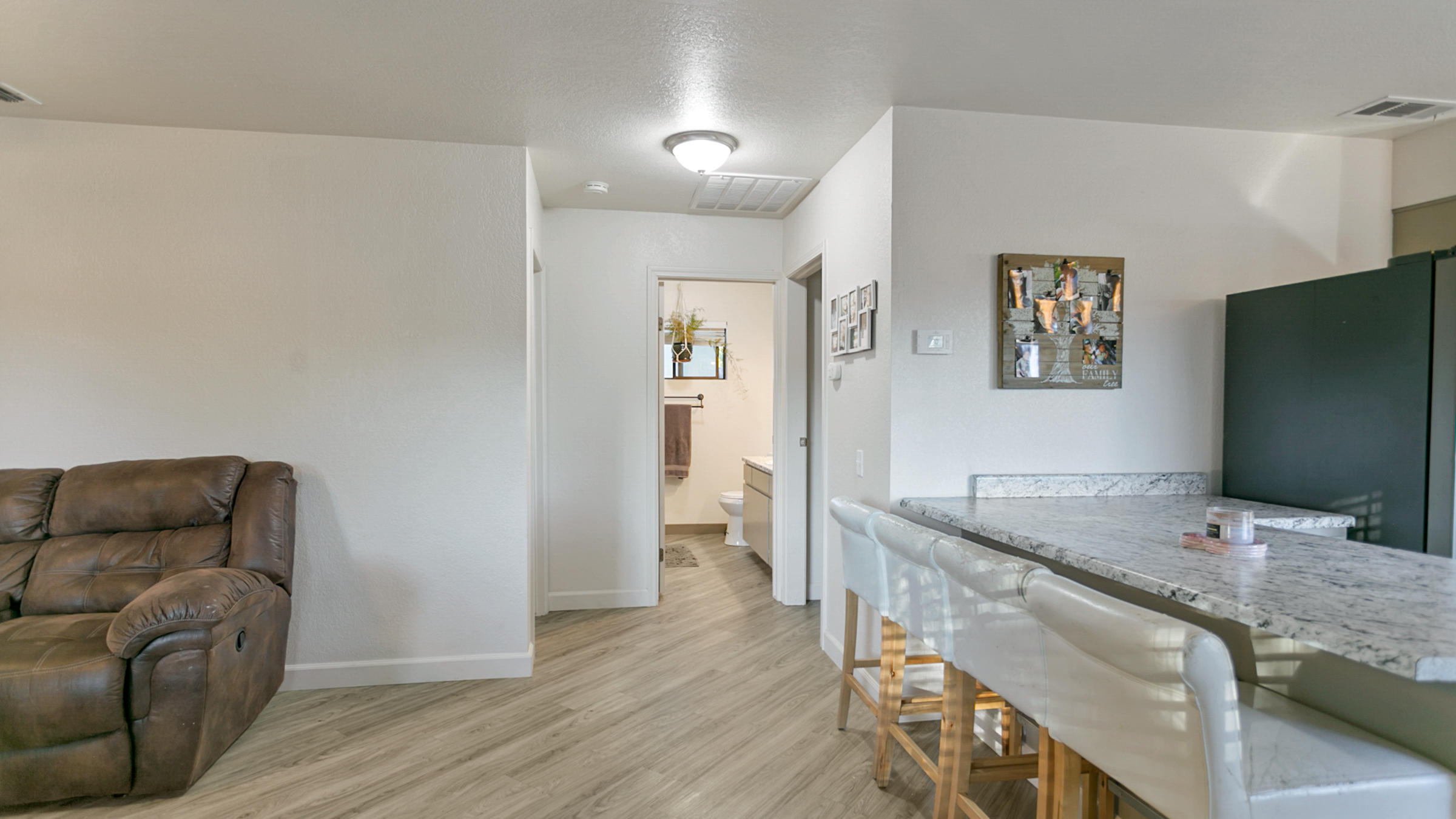 4434 East Bonnyview Road Redding, CA 96001 - Photo 13 of 35 IMG_0161