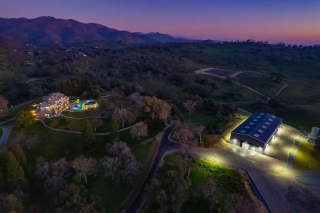 $6,500,000 | 14141 Millerton Road, Prather, CA 93651