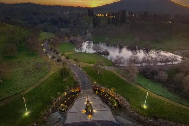 $6,500,000 | 14141 Millerton Road, Prather, CA 93651