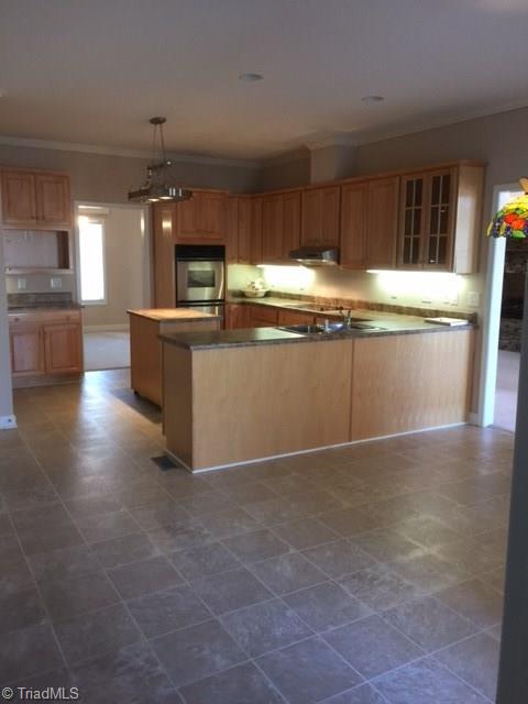 200 Lloyd Murphy Road Thomasville, NC 27360 - Photo 10 of 30 Gallery Image 10