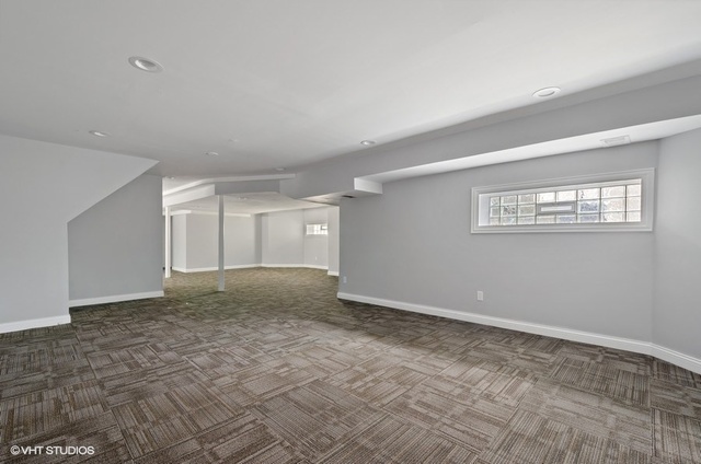 3237 West Victoria Street Chicago, IL 60659 - Photo 15 of 16