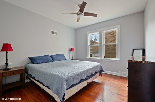 3237 West Victoria Street Chicago, IL 60659 - Photo 8 of 16