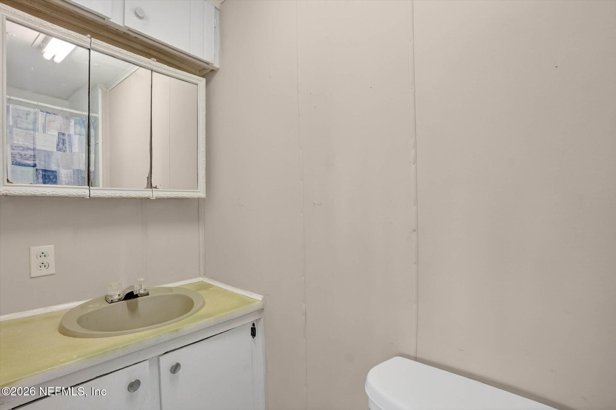 160 Southwest 9th Avenue Lake Butler, FL 32054 - Photo 20 of 42 18-160-SW-9th-Ave-WindowStill-Photograph