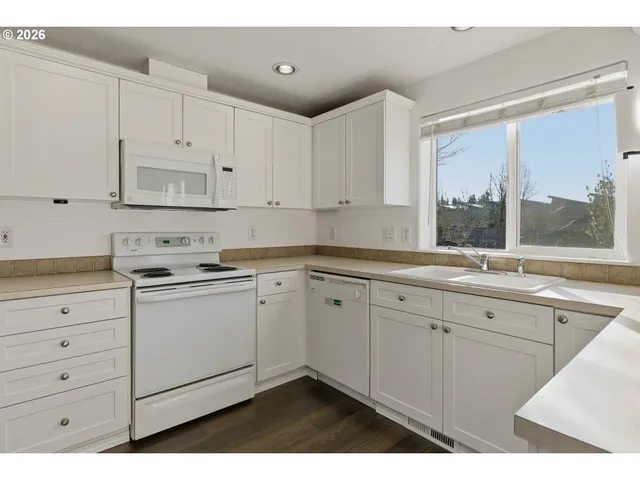 $465,000 | 37480 Coralburst Street, Sandy, OR 97055