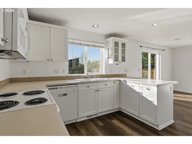 $465,000 | 37480 Coralburst Street, Sandy, OR 97055