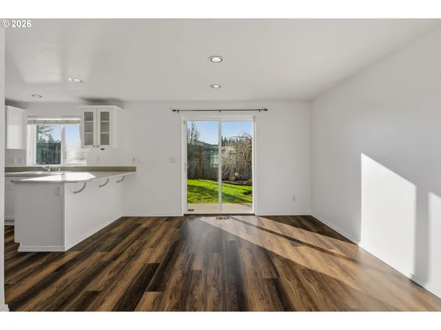 $465,000 | 37480 Coralburst Street, Sandy, OR 97055