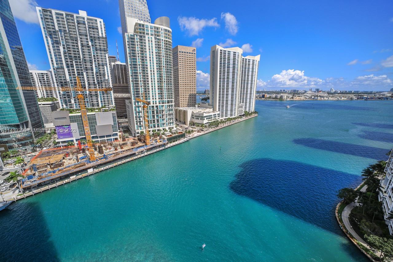 465 Brickell Avenue, Unit 2001 Miami, FL 33131 - Photo 52 of 62 a view of a city with tall buildings