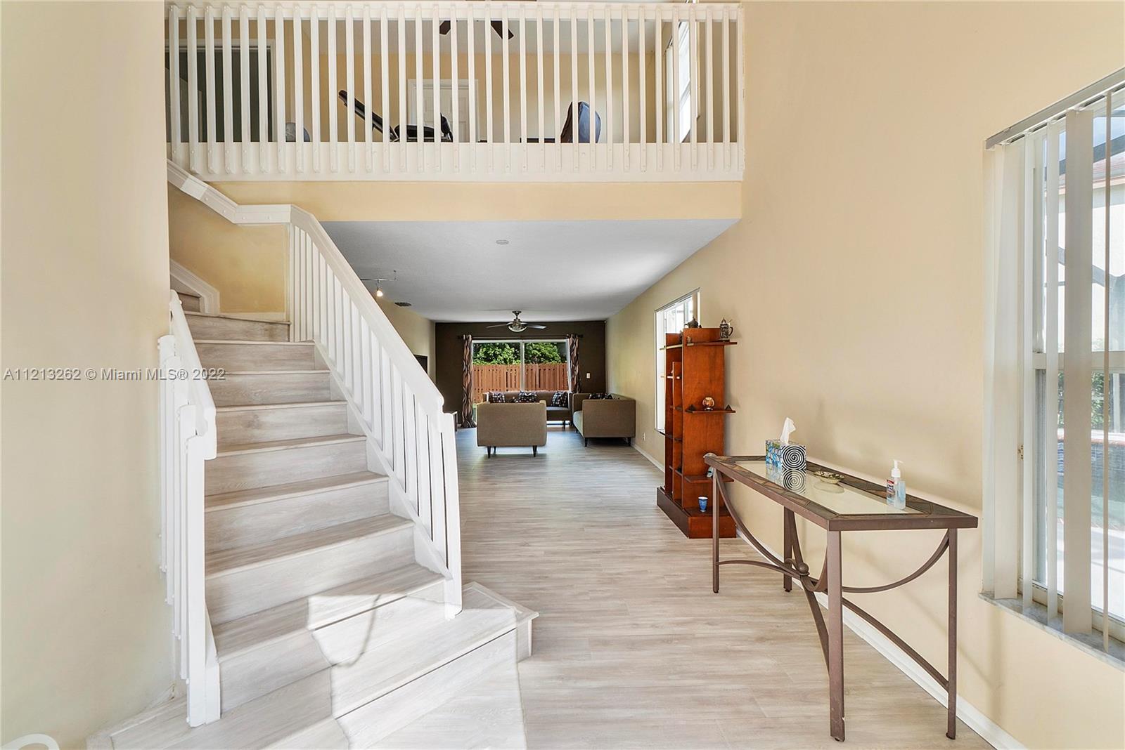 3123 Sunset Circle Margate, FL 33063 - Photo 6 of 58