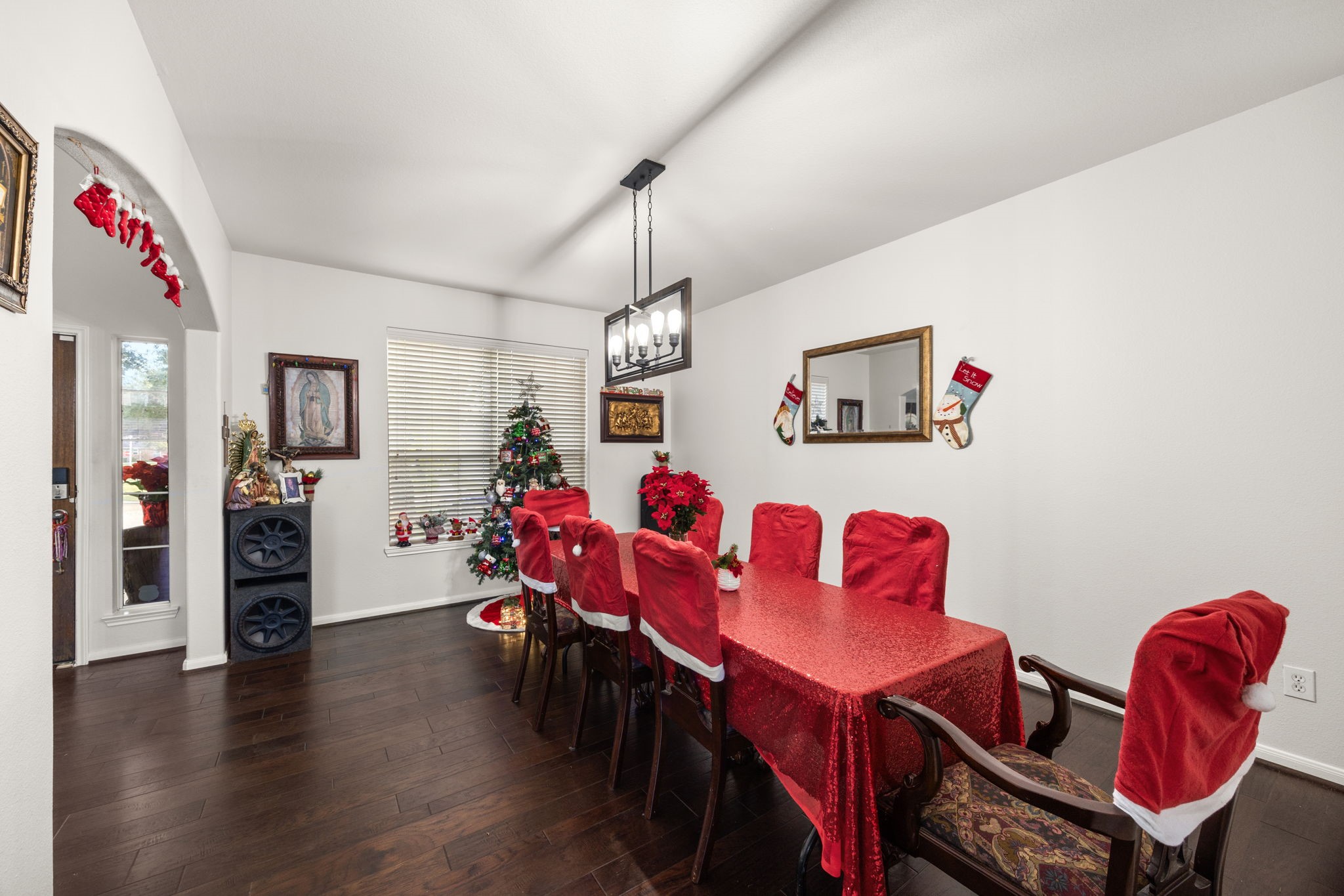 927 Spring Source Place Spring, TX 77373 - Photo 6 of 37 a living room with furniture and wooden floor