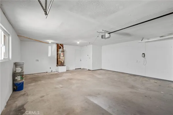 $369,999 | 14208 Apple Creek Drive, Victorville, CA 92395